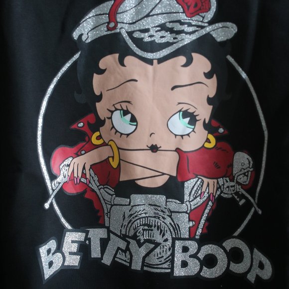 NWT Oversized Betty Boop Sweatshirt. - Picture 3 of 6